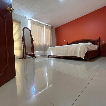 Beautiful Private House In The Downtown With 3 Floors Vila Tepatitlán de Morelos Exterior foto