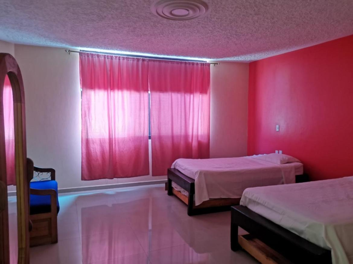 Beautiful Private House In The Downtown With 3 Floors Vila Tepatitlán de Morelos Exterior foto